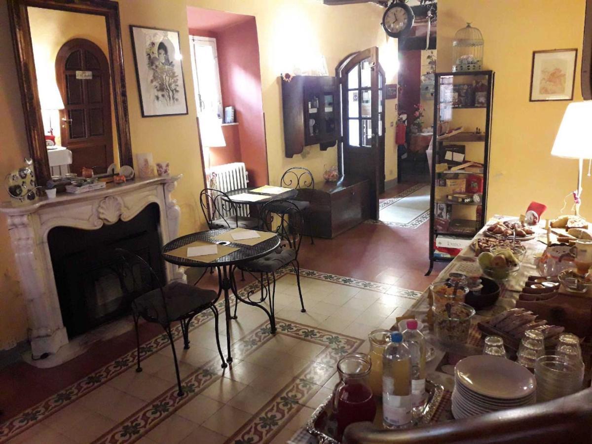 Antica Casa Dei Rassicurati Acomodação com café da manhã Montecarlo Exterior foto